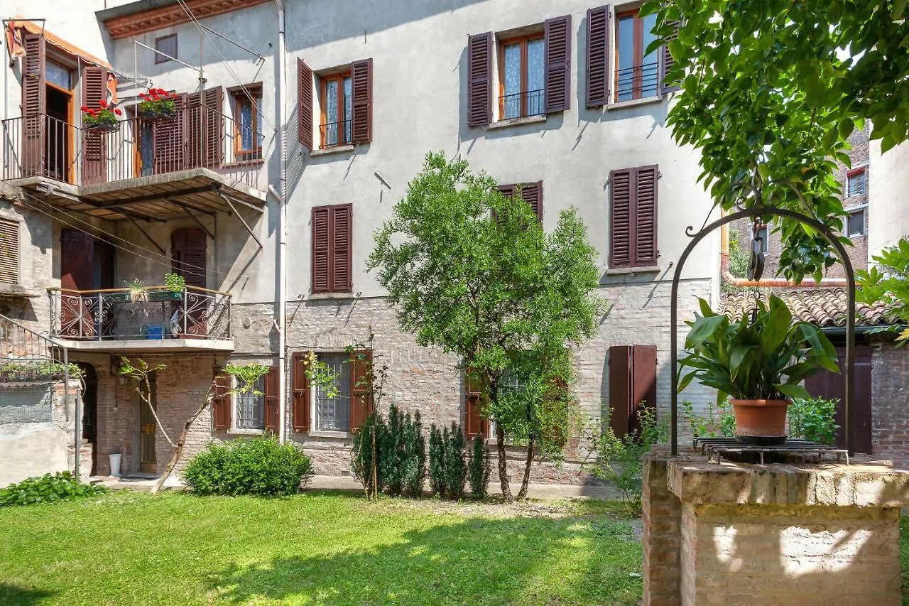 Exclusive Palazzo Schifanoia Apartment Ferrara Italy