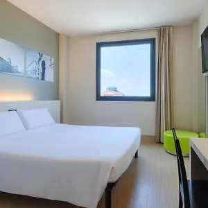 Hotel B&B Hotel Ferrara, Ferrara