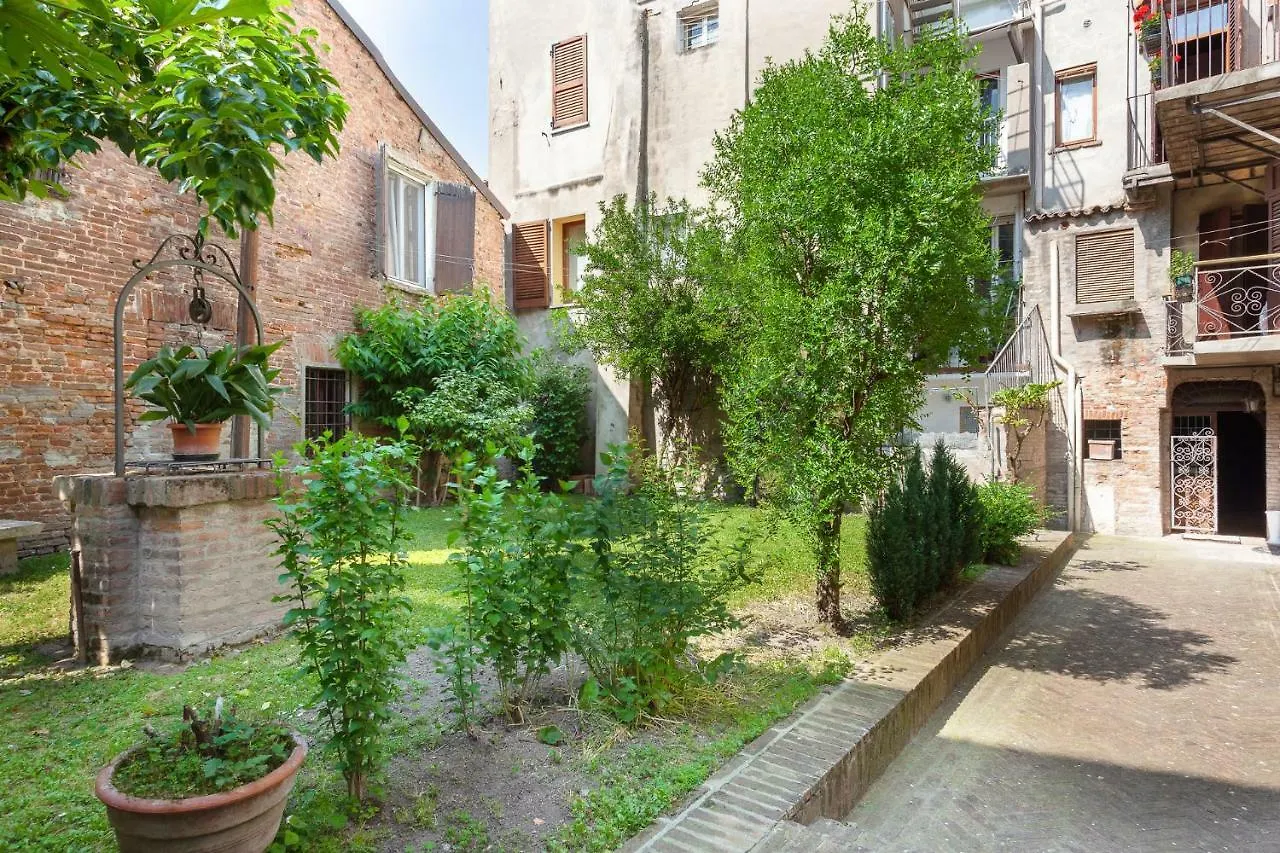 Exclusive Palazzo Schifanoia Apartment Ferrara