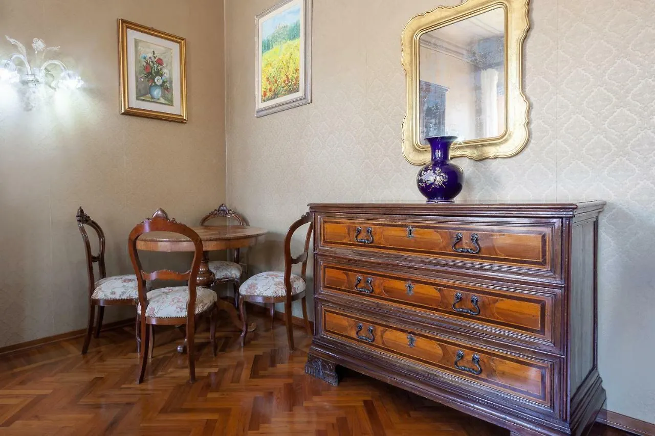 Exclusive Palazzo Schifanoia Apartment Ferrara Italy