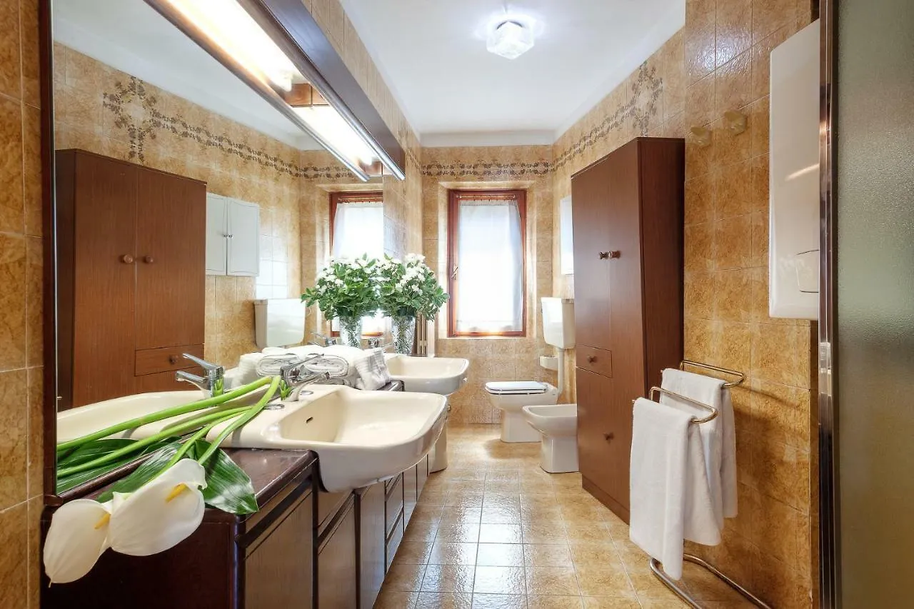 Exclusive Palazzo Schifanoia Apartment Ferrara