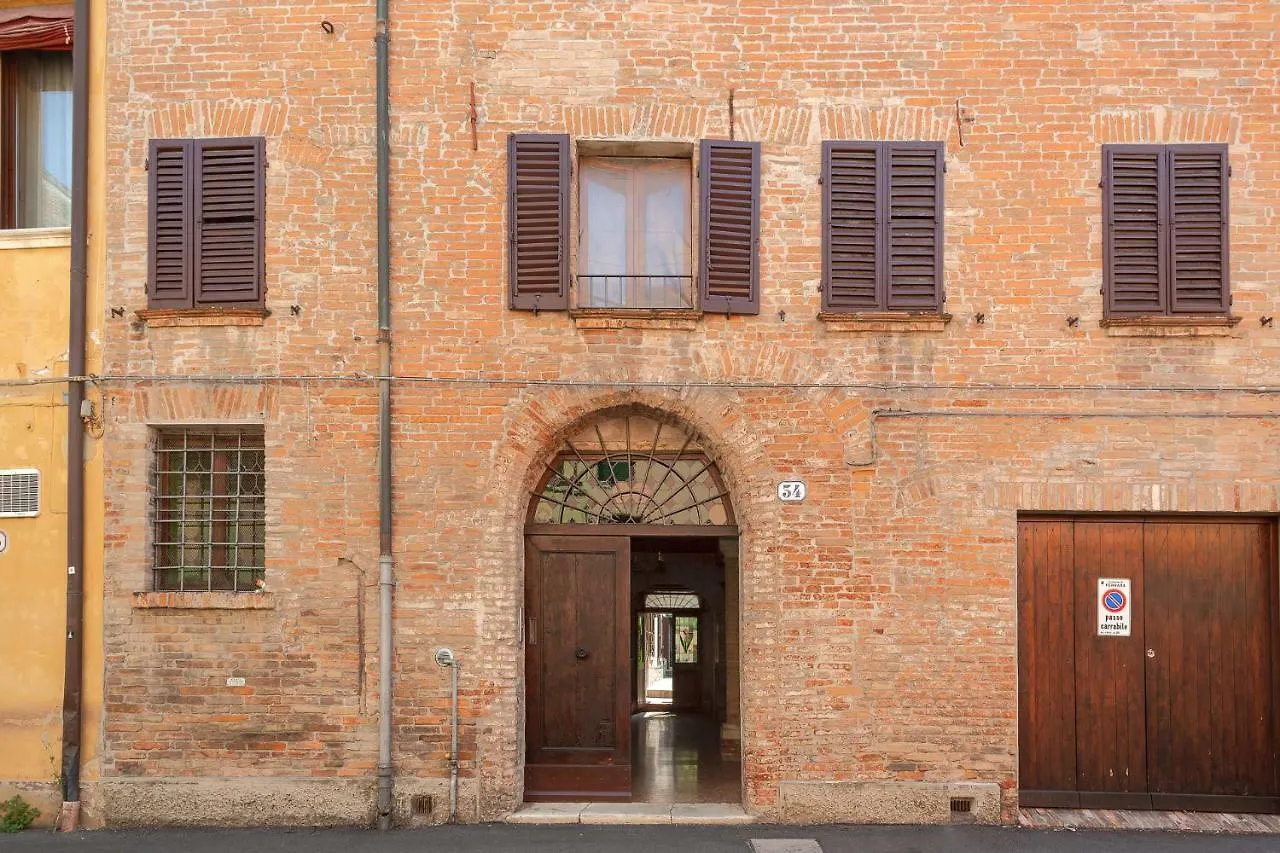 Exclusive Palazzo Schifanoia Apartment Ferrara